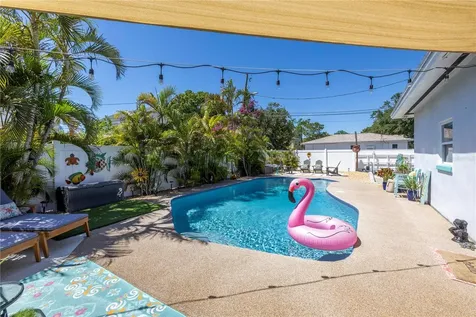 4423 9th Avenue N St Petersburg FL 33713