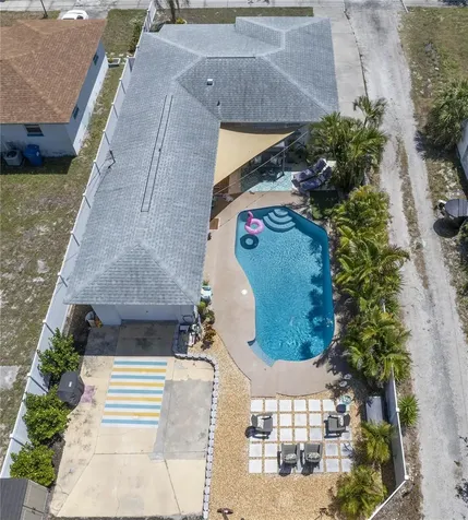 4423 9th Avenue N St Petersburg FL 33713