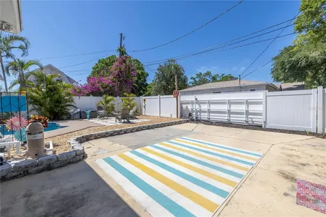 4423 9th Avenue N St Petersburg FL 33713
