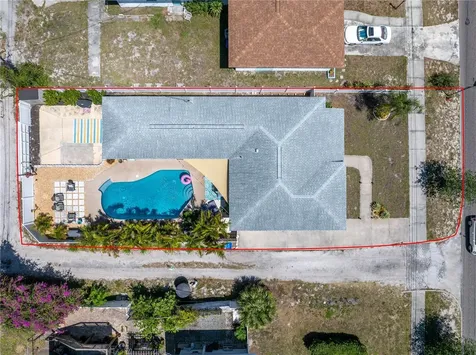 4423 9th Avenue N St Petersburg FL 33713
