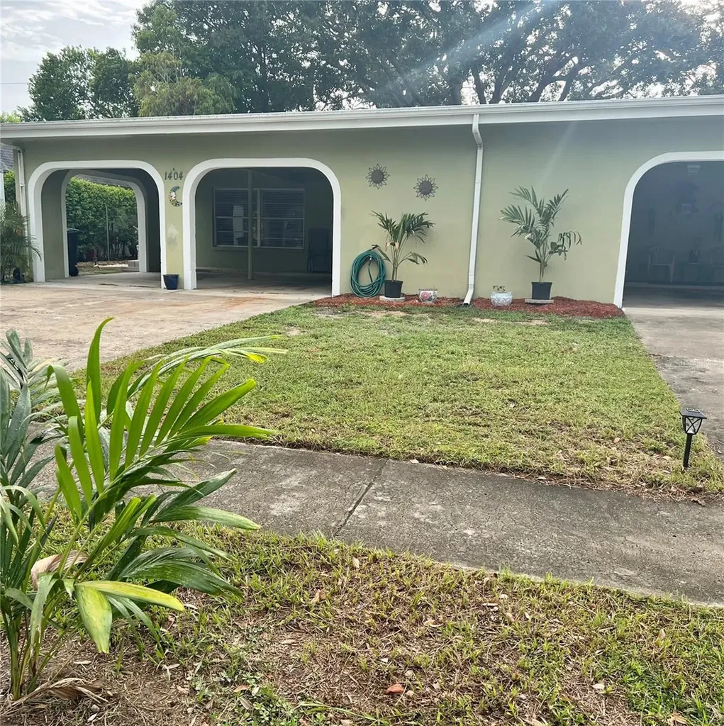 1404 N Saturn Avenue Clearwater FL 33755