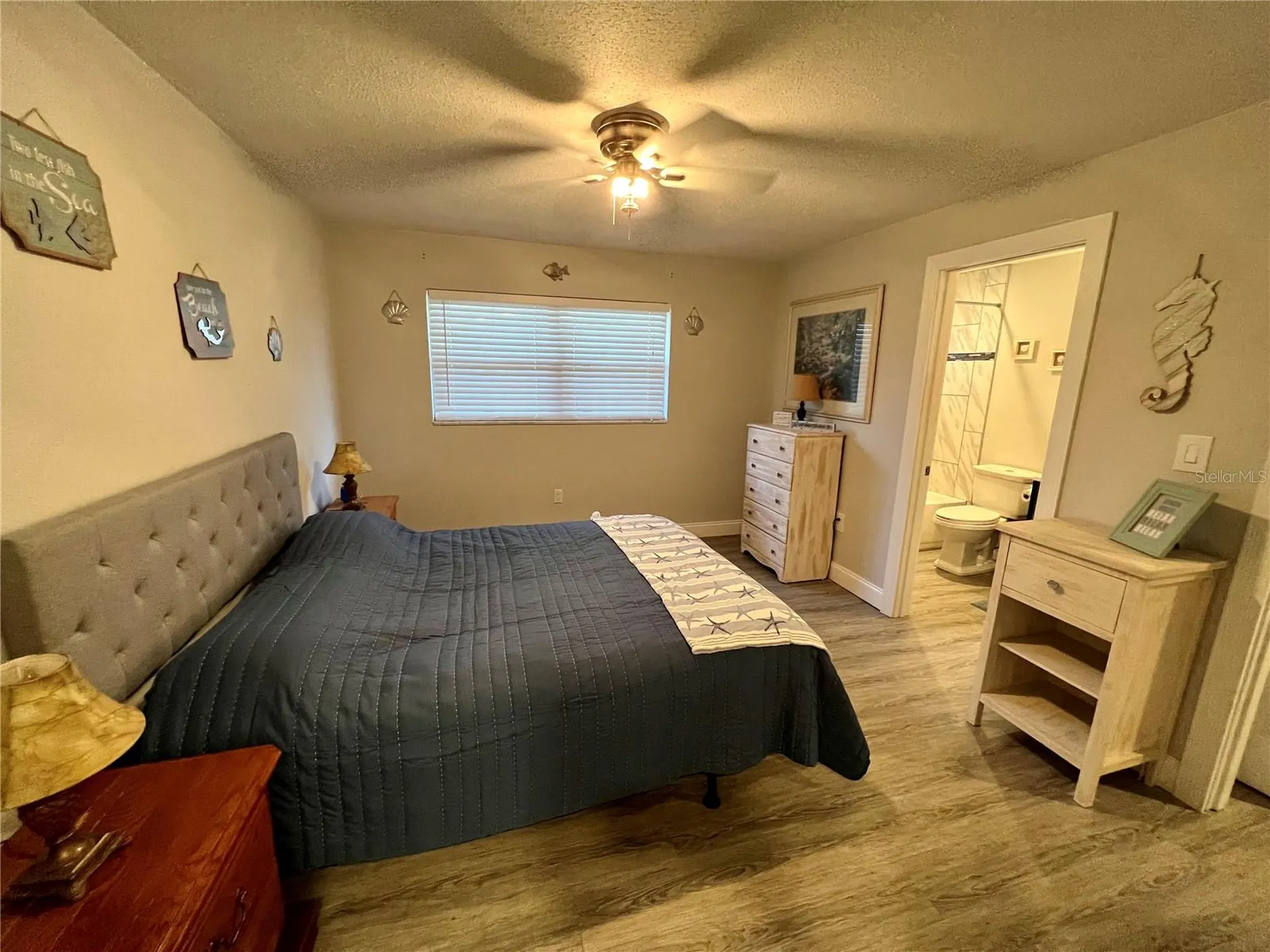 1404 N Saturn Avenue Clearwater FL 33755