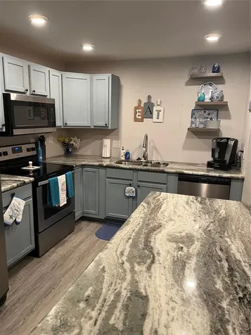 1404 N Saturn Avenue Clearwater FL 33755
