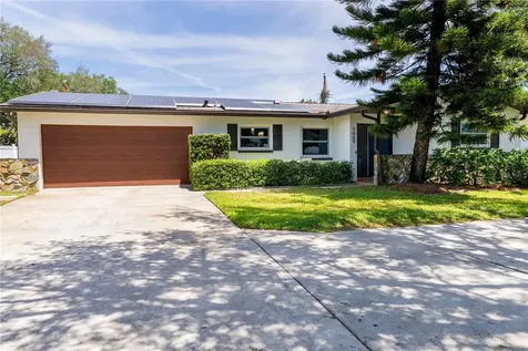 1069 40th Avenue NE St Petersburg FL 33703