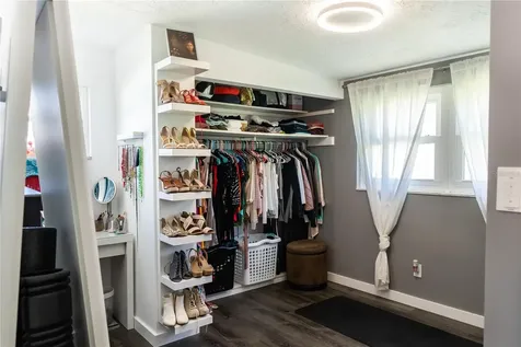 1069 40th Avenue NE St Petersburg FL 33703