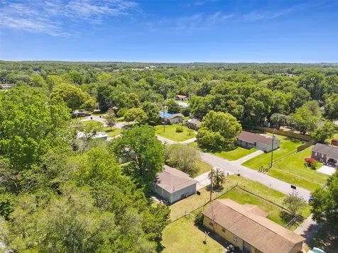 27103 Aubrey Avenue Brooksville FL 34602