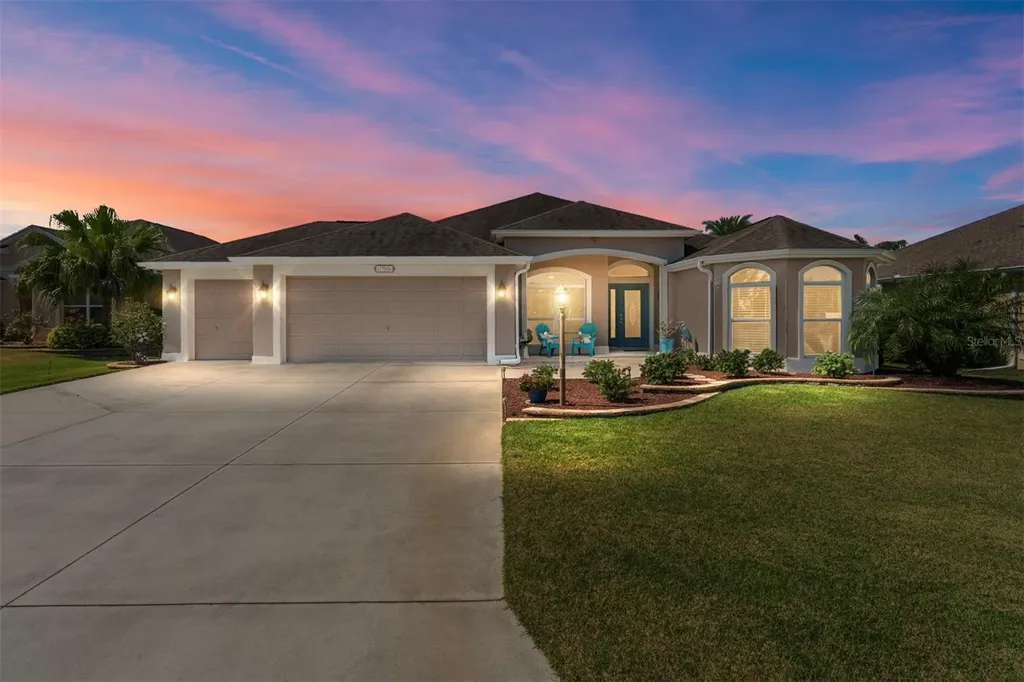 1786 Red Clover Lane The Villages FL 32163