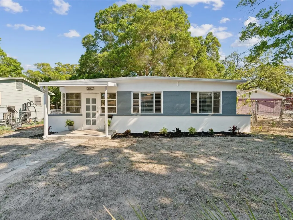 4527 19th Avenue S St Petersburg FL 33711
