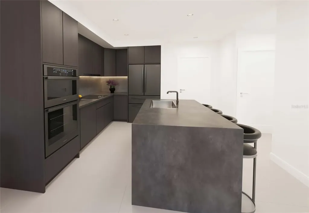 4925 N Tamiami Trail Sarasota FL 34234