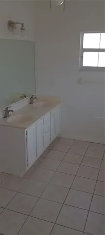 819 N Thacker Avenue Kissimmee FL 34741