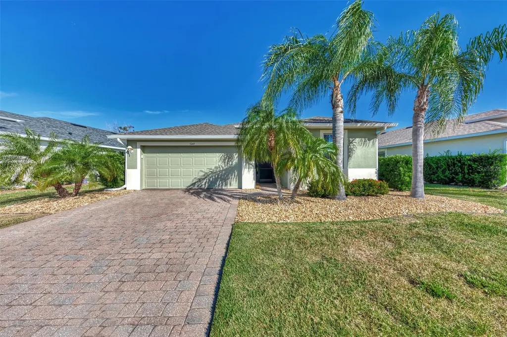 5249 Canyonland Way Venice FL 34293