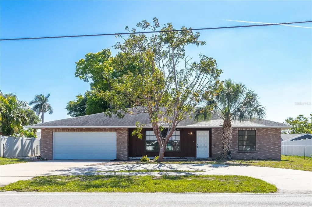 2111 43rd Street W Bradenton FL 34209