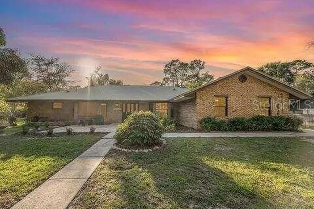 2570 New York Street Melbourne FL 32904