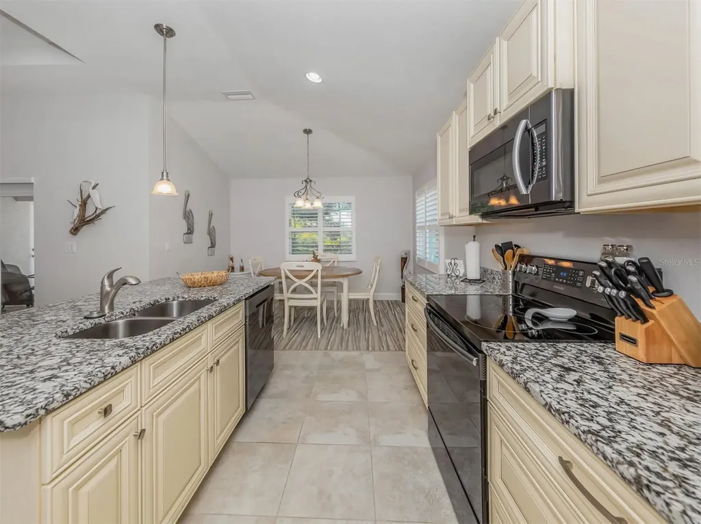 236 Holly Road Venice FL 34293