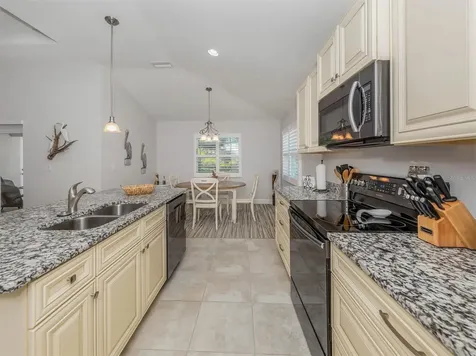 236 Holly Road Venice FL 34293