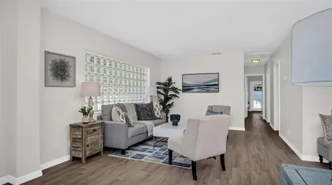 4043 Shore Acres Boulevard NE St Petersburg FL 33703
