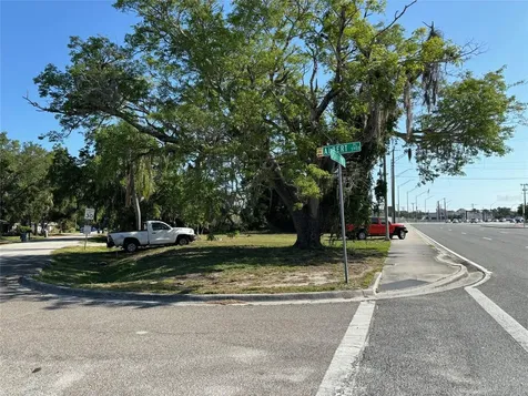 Albert Place Sarasota FL 34231
