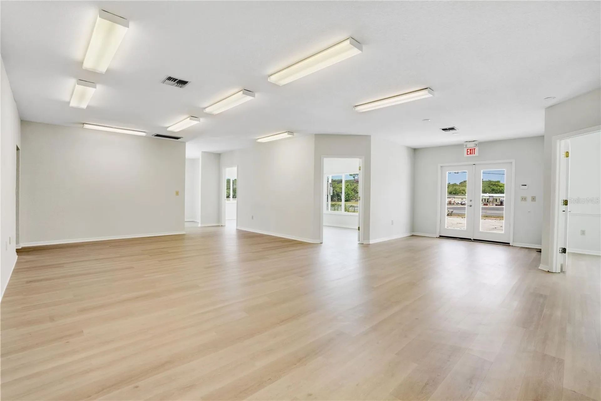 3248 Commercial Way Spring Hill FL 34606
