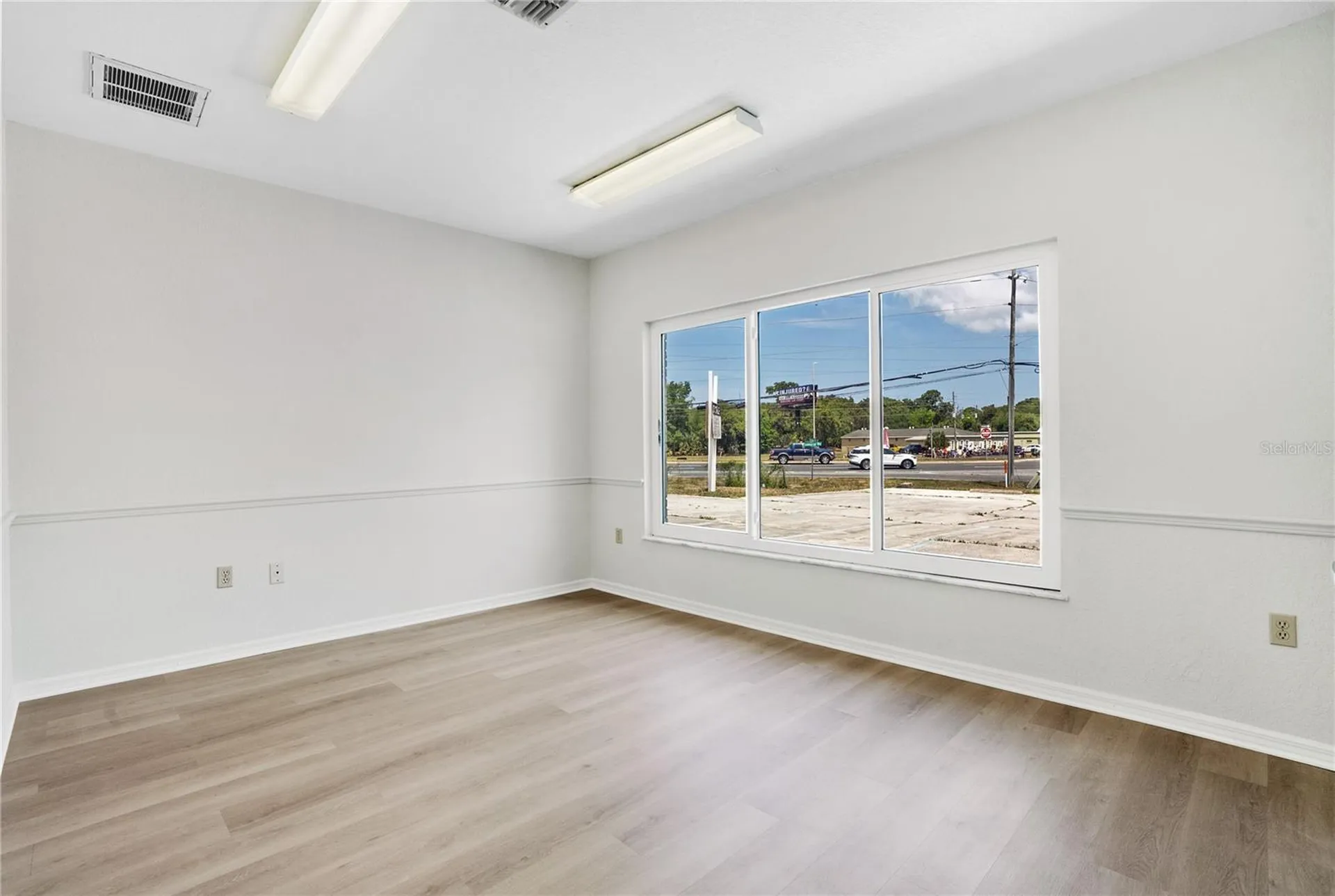 3248 Commercial Way Spring Hill FL 34606