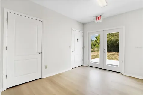 3248 Commercial Way Spring Hill FL 34606