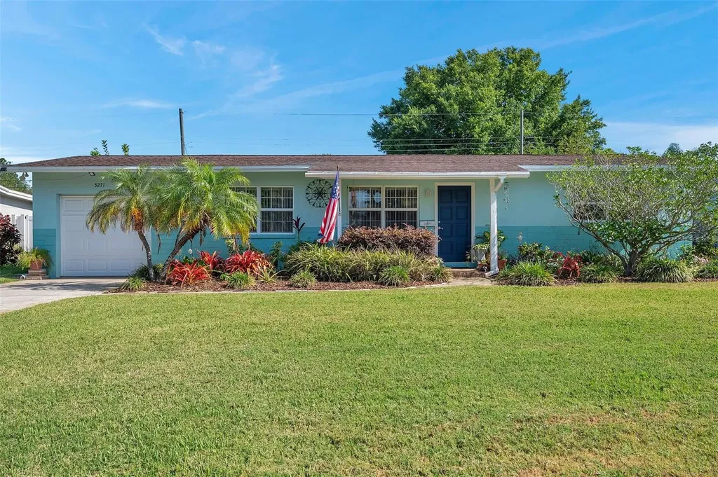 5271 16th Avenue N St Petersburg FL 33710