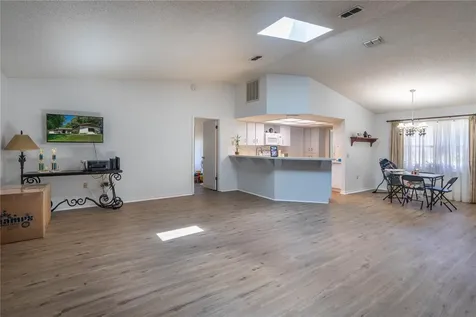 831 S Apopka Avenue Inverness FL 34452