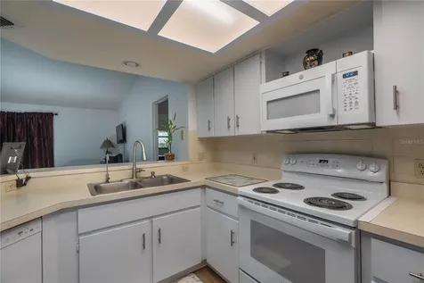 831 S Apopka Avenue Inverness FL 34452