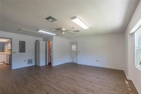 831 S Apopka Avenue Inverness FL 34452