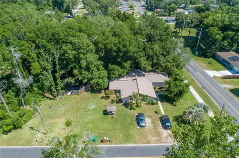 831 S Apopka Avenue Inverness FL 34452