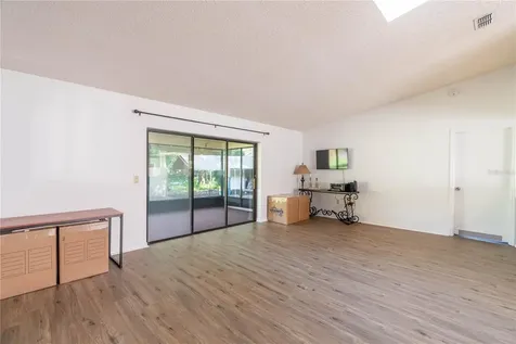 831 S Apopka Avenue Inverness FL 34452