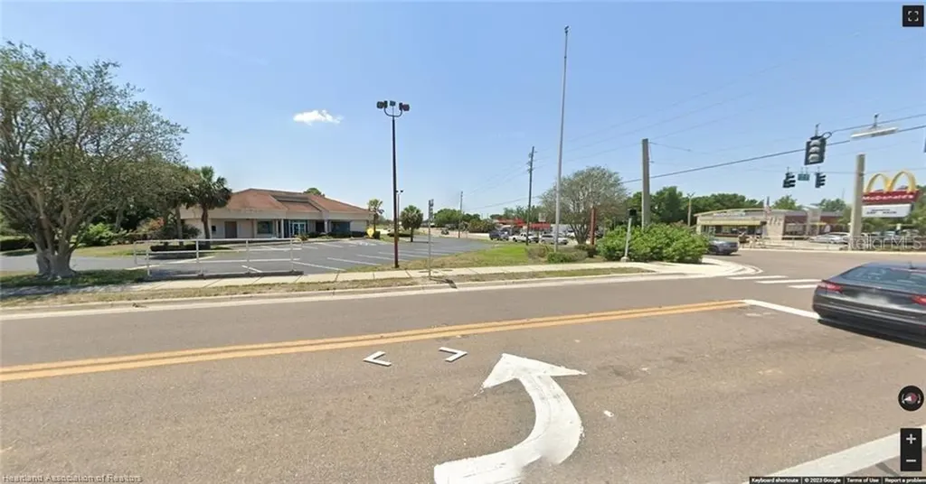 695 N Scenic Highway Frostproof FL 33843