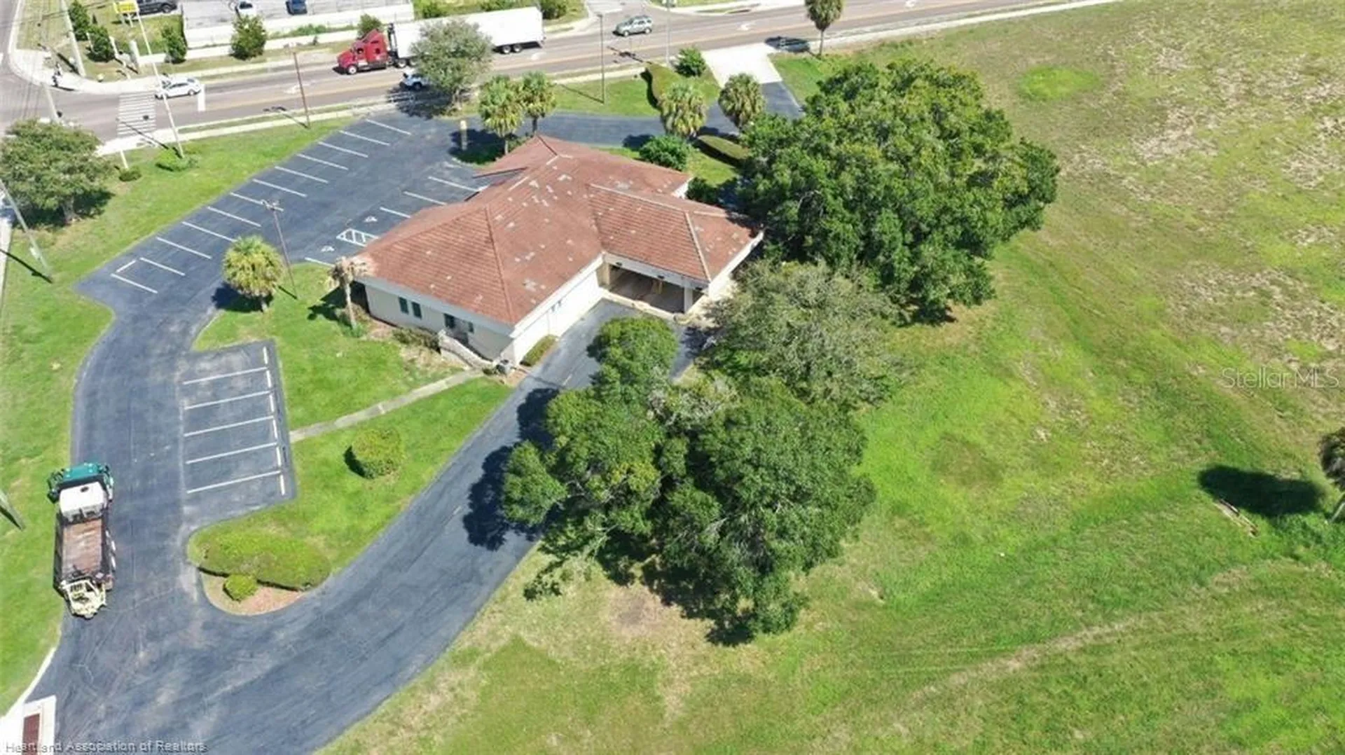 695 N Scenic Highway Frostproof FL 33843