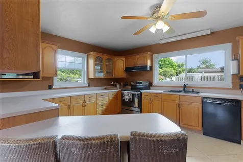 32132 Perch Avenue Tavares FL 32778