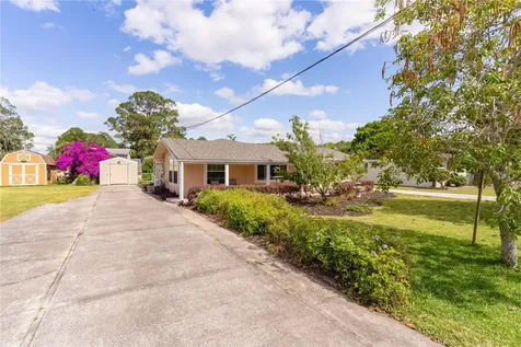 32132 Perch Avenue Tavares FL 32778