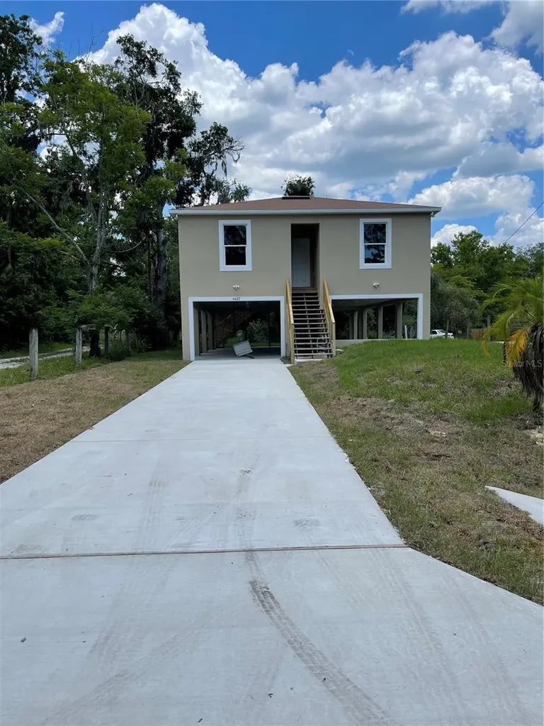 4427 Rose Street Valrico FL 33596