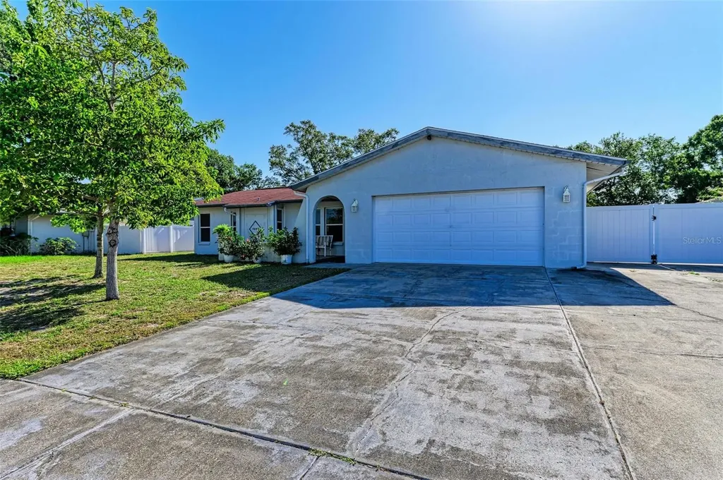 7325 Connecticut Avenue Sarasota FL 34243