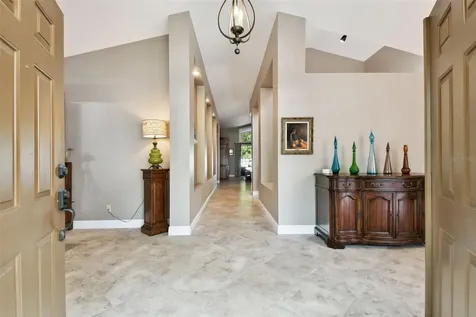 5069 Southampton Circle Tampa FL 33647