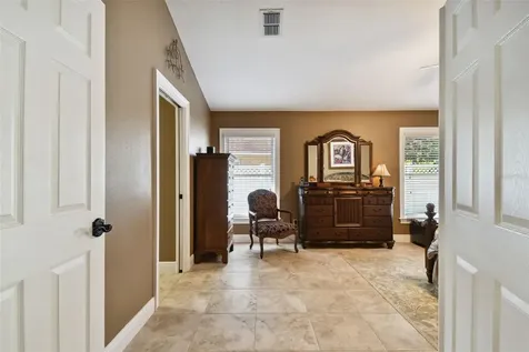 5069 Southampton Circle Tampa FL 33647