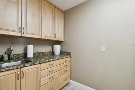 5069 Southampton Circle Tampa FL 33647