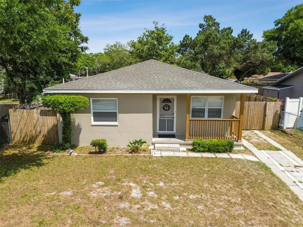 1747 Fulton Avenue Clearwater FL 33755