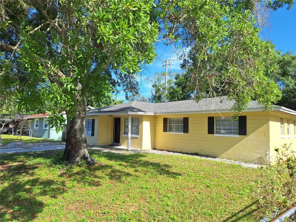 5826 Hammon Drive Tampa FL 33619