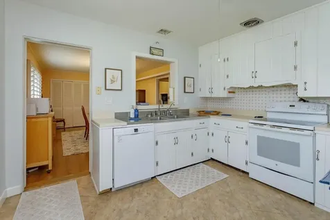 43 Lake Drive Debary FL 32713