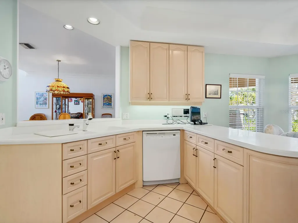1703 Starling Drive Sarasota FL 34231