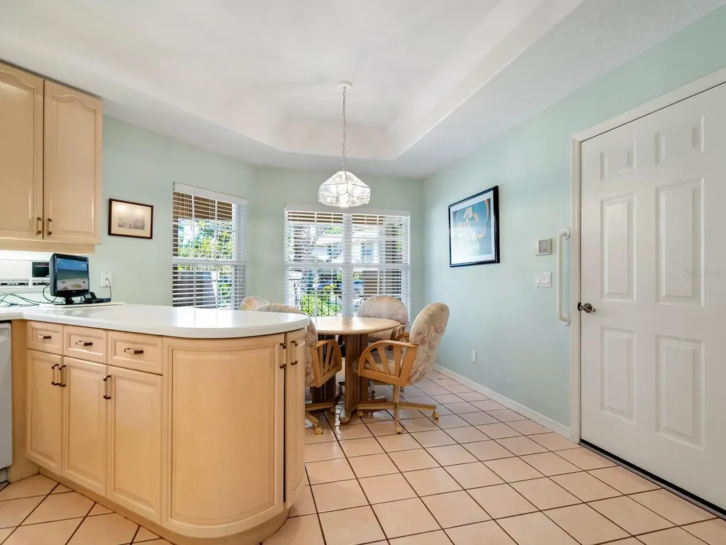 1703 Starling Drive Sarasota FL 34231