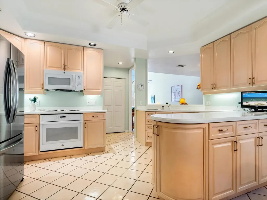 1703 Starling Drive Sarasota FL 34231