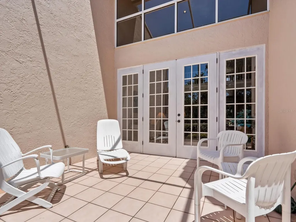 1703 Starling Drive Sarasota FL 34231