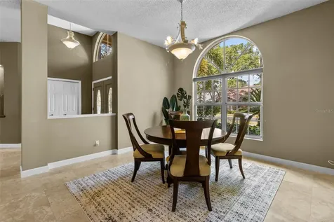 1702 Huntington Court Safety Harbor FL 34695