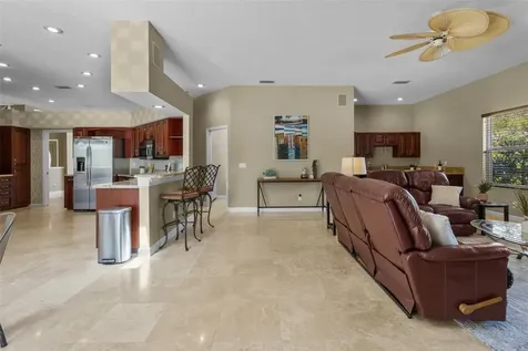 1702 Huntington Court Safety Harbor FL 34695