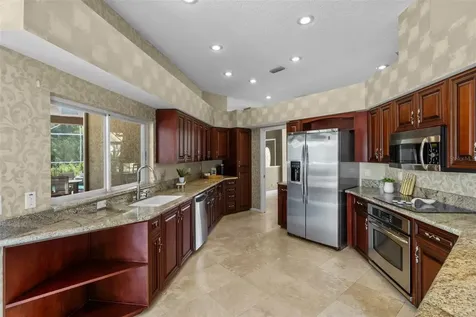 1702 Huntington Court Safety Harbor FL 34695