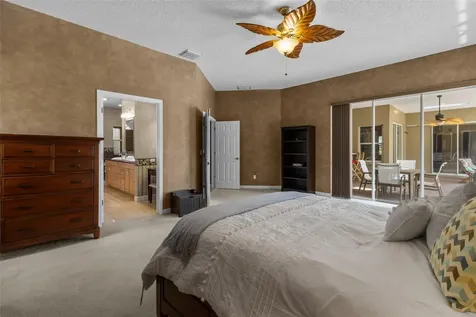 1702 Huntington Court Safety Harbor FL 34695